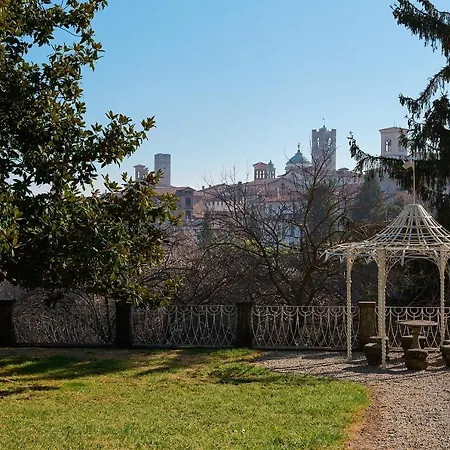 Michelass アパート